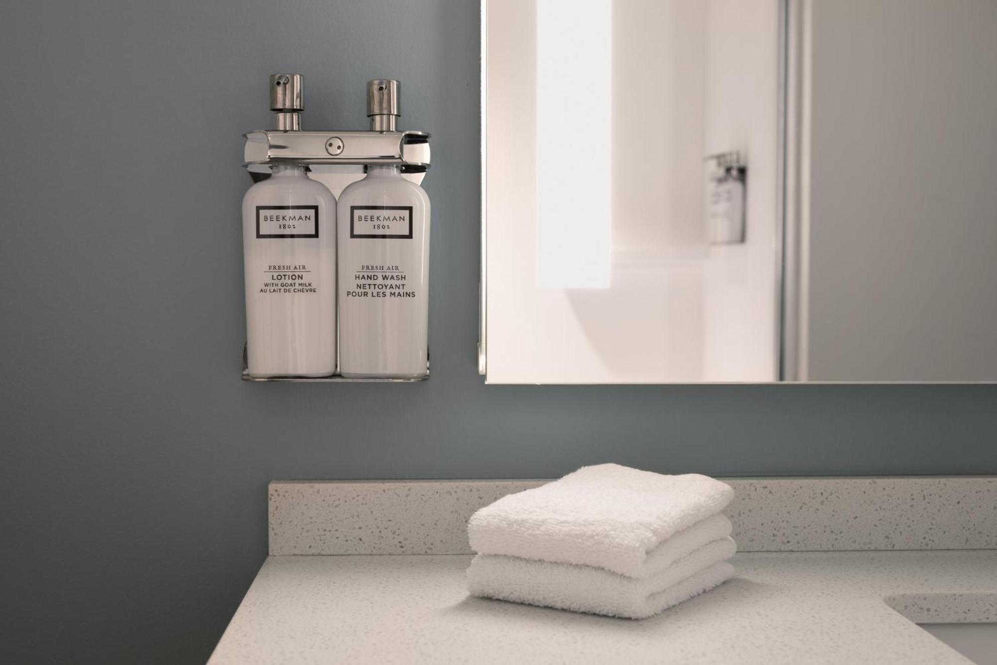 Even Hotel Bozeman Yellowstone Intl Arpt By Ihg Belgrade Exteriör bild