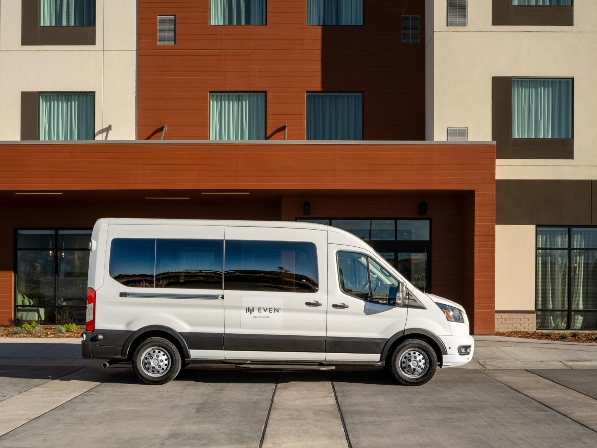 Even Hotel Bozeman Yellowstone Intl Arpt By Ihg Belgrade Exteriör bild